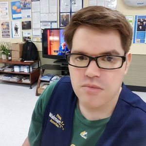 Meet your Posher, Alex